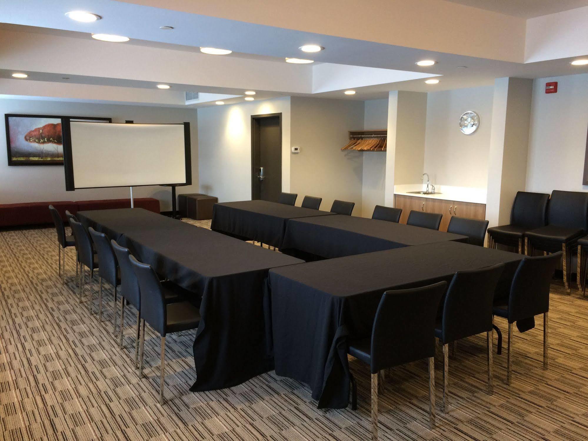Microtel Inn & Suites By Wyndham Sudbury Zewnętrze zdjęcie