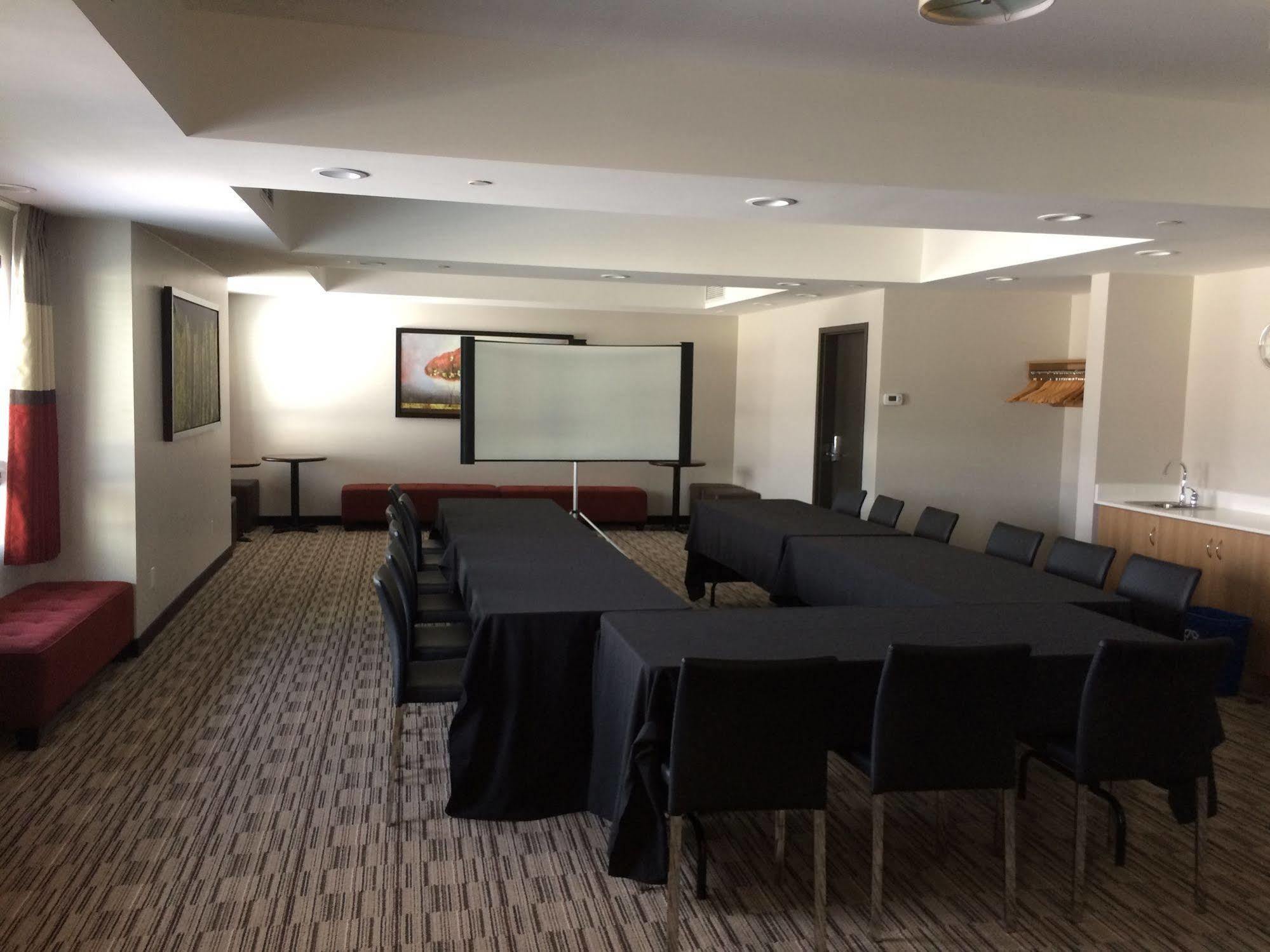 Microtel Inn & Suites By Wyndham Sudbury Zewnętrze zdjęcie